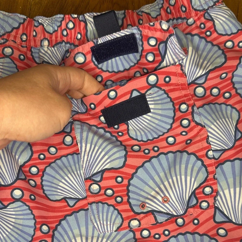 Vineyard Vines great no